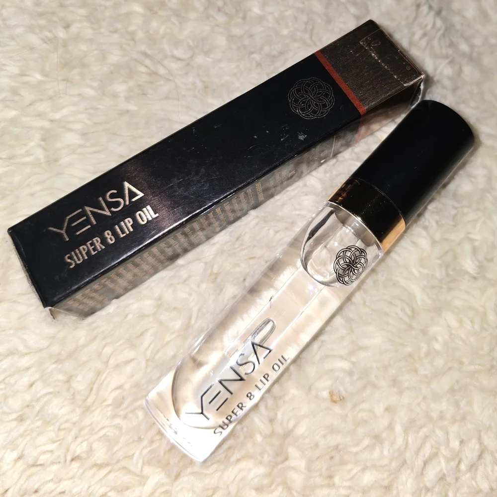 Yensa Super 8 Lip Oil NIB